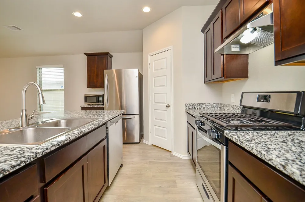 1611 Crystal Fawn Court Richmond, TX 77469