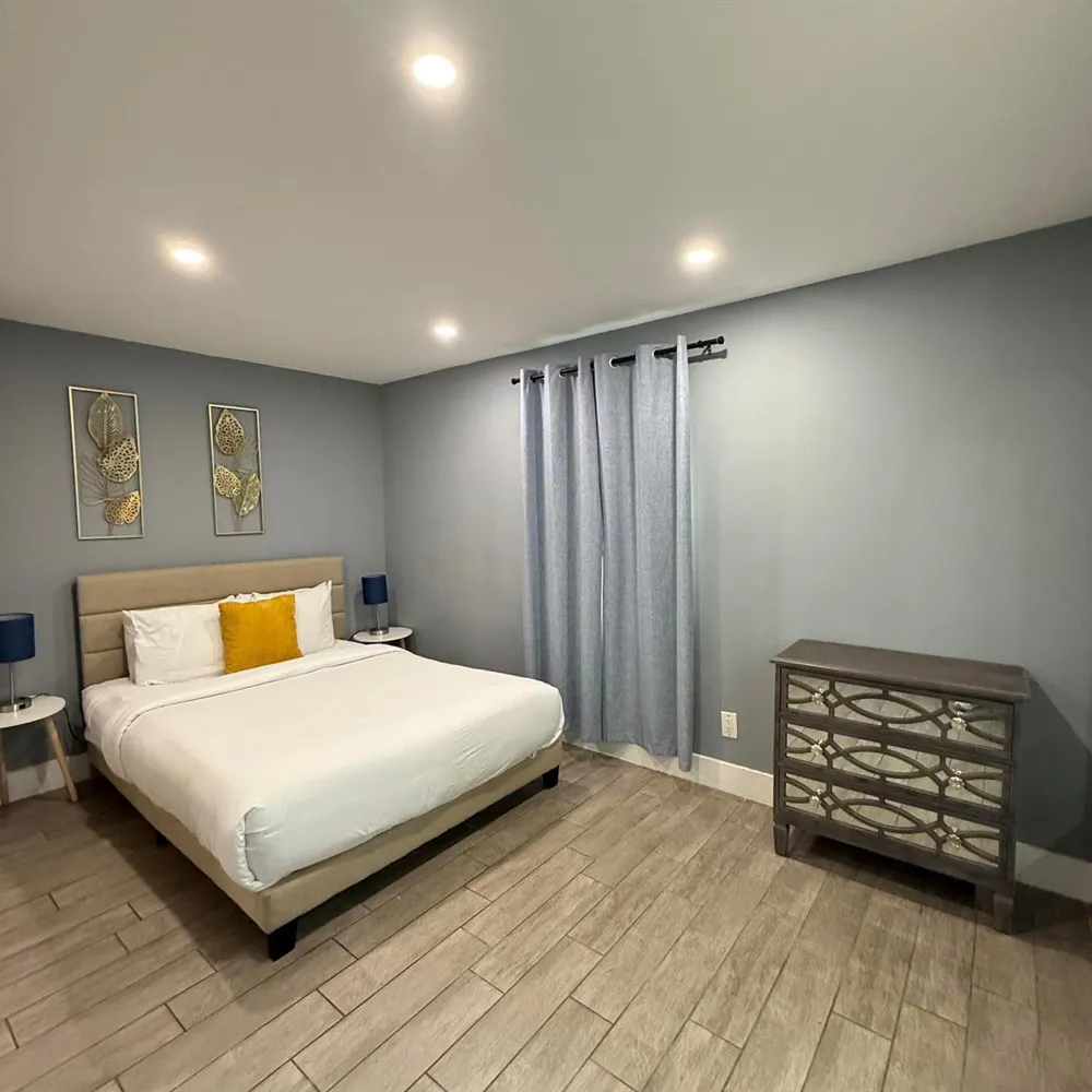 906 Riverside Drive #1-9 Pompano Beach, FL 33062