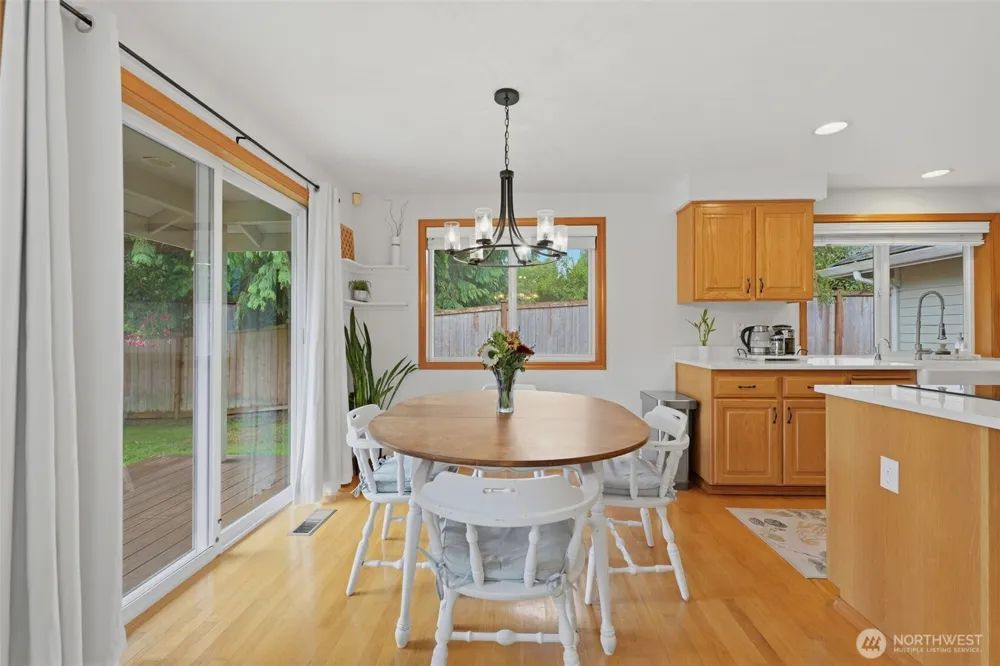 20130 Bue Rund Loop NE Poulsbo, WA 98370