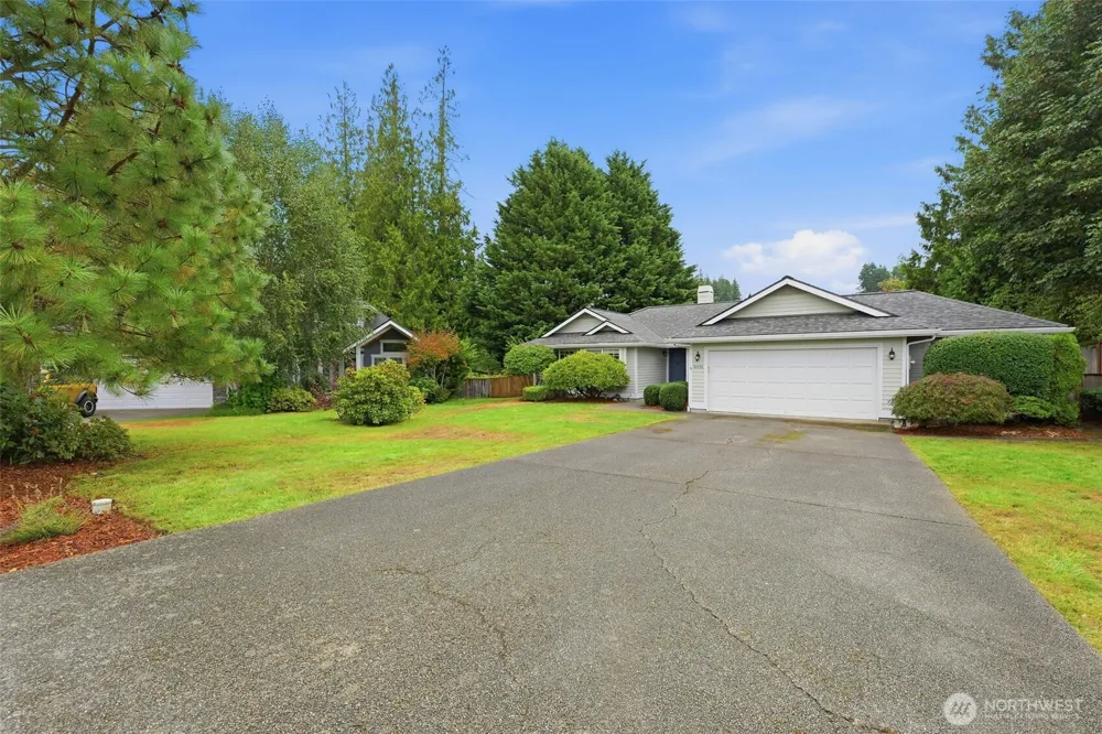20130 Bue Rund Loop NE Poulsbo, WA 98370
