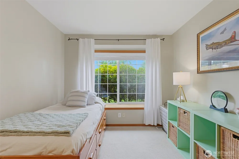 20130 Bue Rund Loop NE Poulsbo, WA 98370