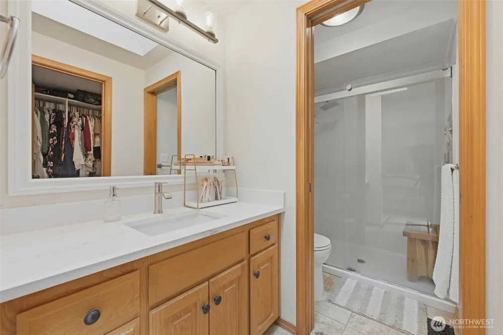 20130 Bue Rund Loop NE Poulsbo, WA 98370