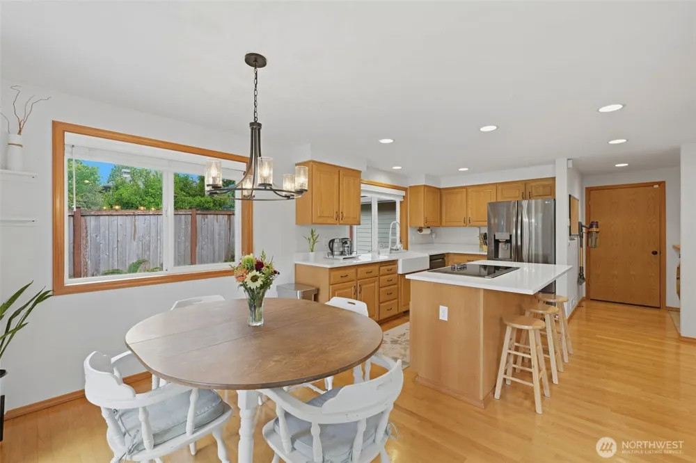20130 Bue Rund Loop NE Poulsbo, WA 98370
