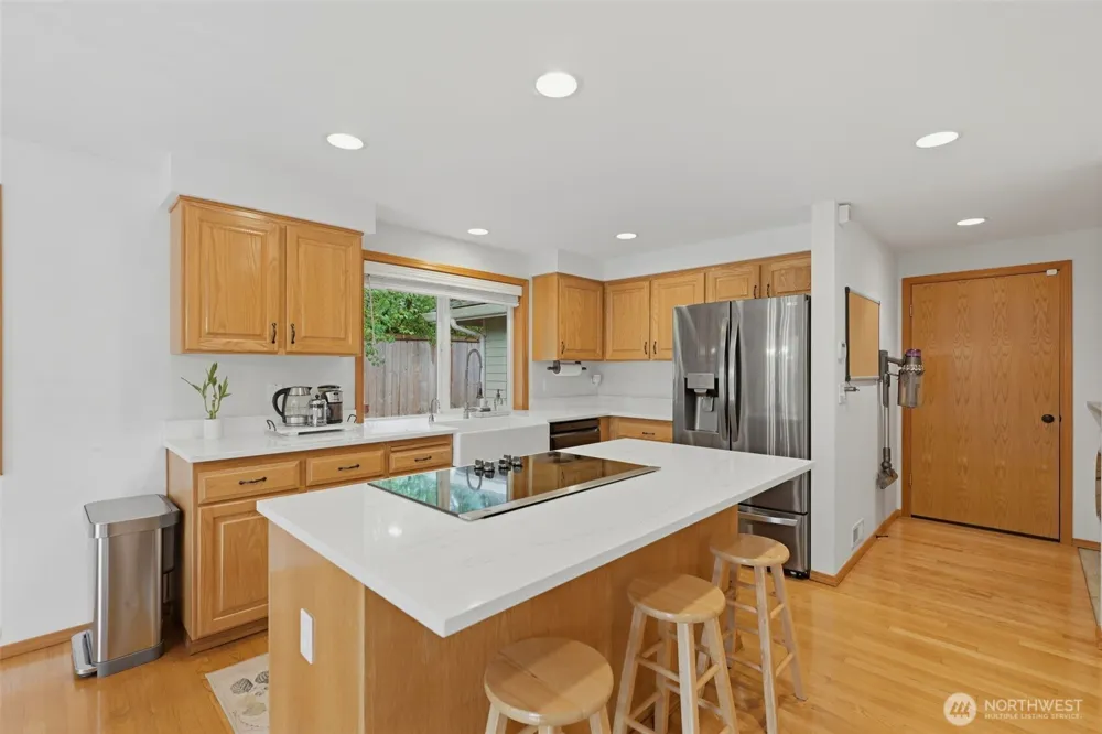 20130 Bue Rund Loop NE Poulsbo, WA 98370