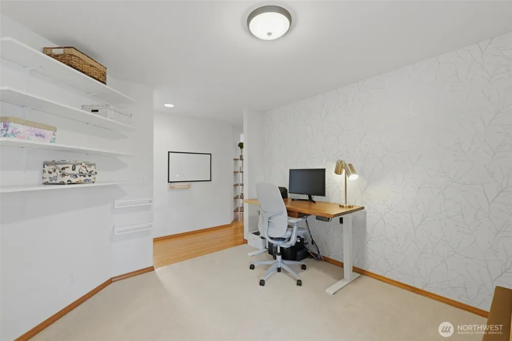 20130 Bue Rund Loop NE Poulsbo, WA 98370