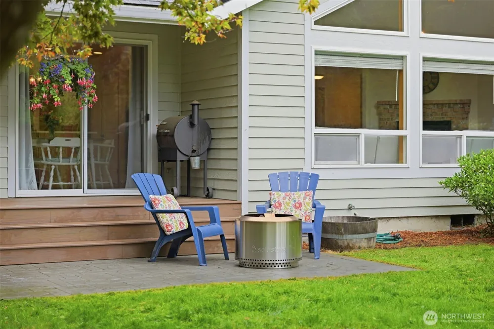 20130 Bue Rund Loop NE Poulsbo, WA 98370