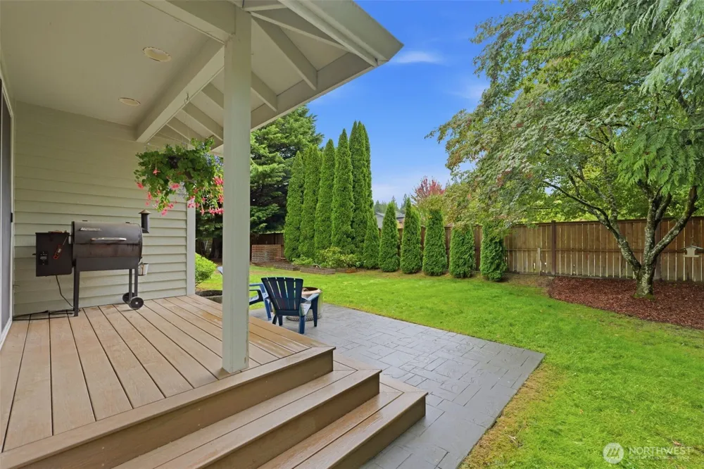 20130 Bue Rund Loop NE Poulsbo, WA 98370