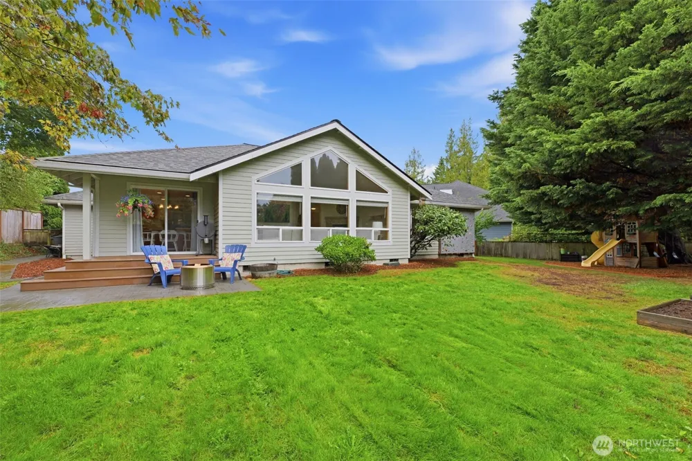 20130 Bue Rund Loop NE Poulsbo, WA 98370