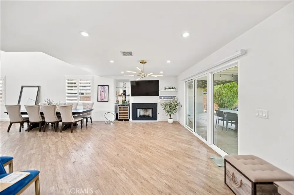 113 Agua Santa Drive Palmdale, CA 93551
