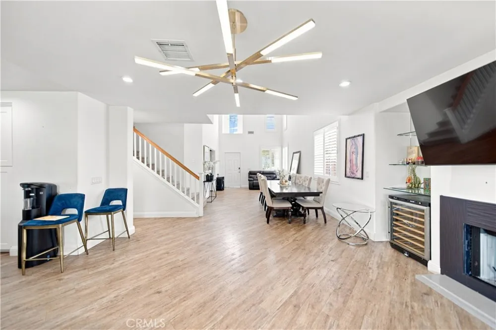 113 Agua Santa Drive Palmdale, CA 93551