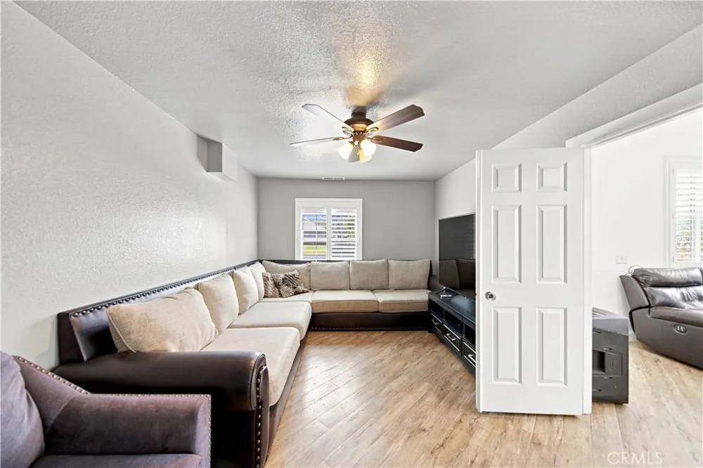 113 Agua Santa Drive Palmdale, CA 93551
