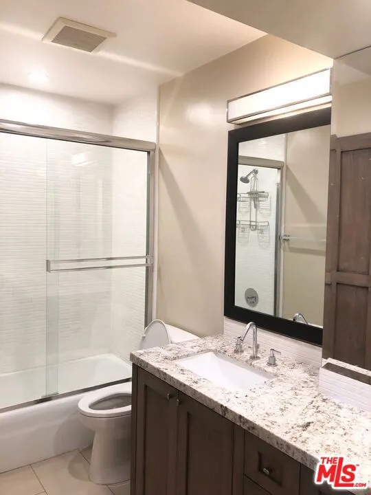 1250 Kings Road #506 West Hollywood, CA 90069