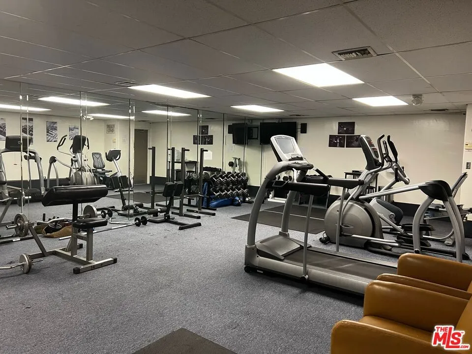 1250 Kings Road #506 West Hollywood, CA 90069