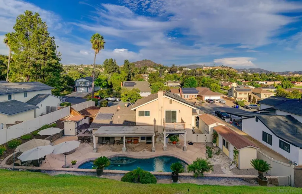1734 Treseder Cir El Cajon, CA 92019