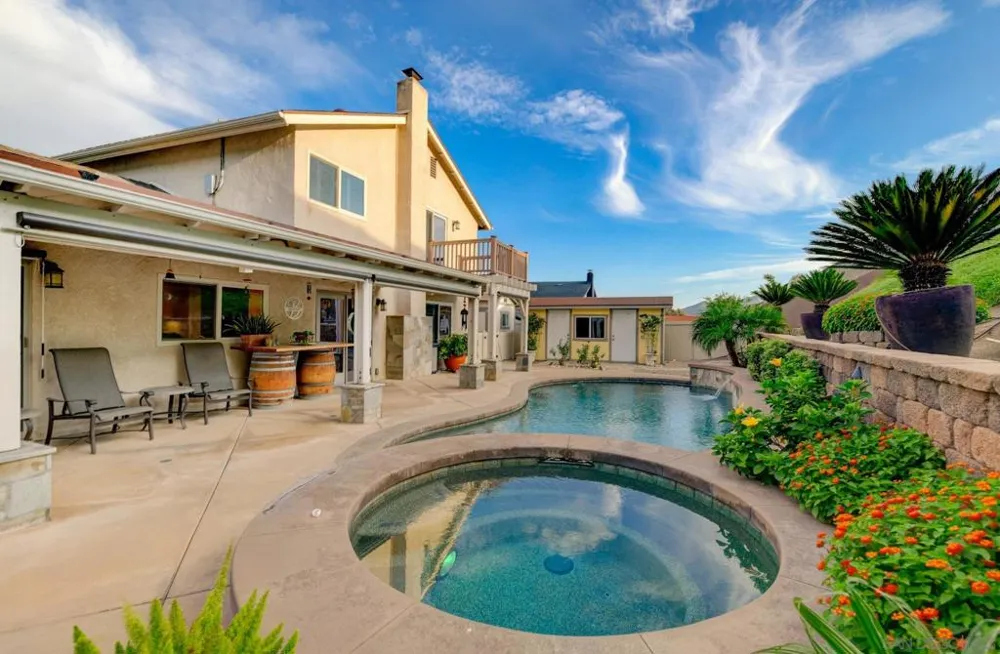 1734 Treseder Cir El Cajon, CA 92019