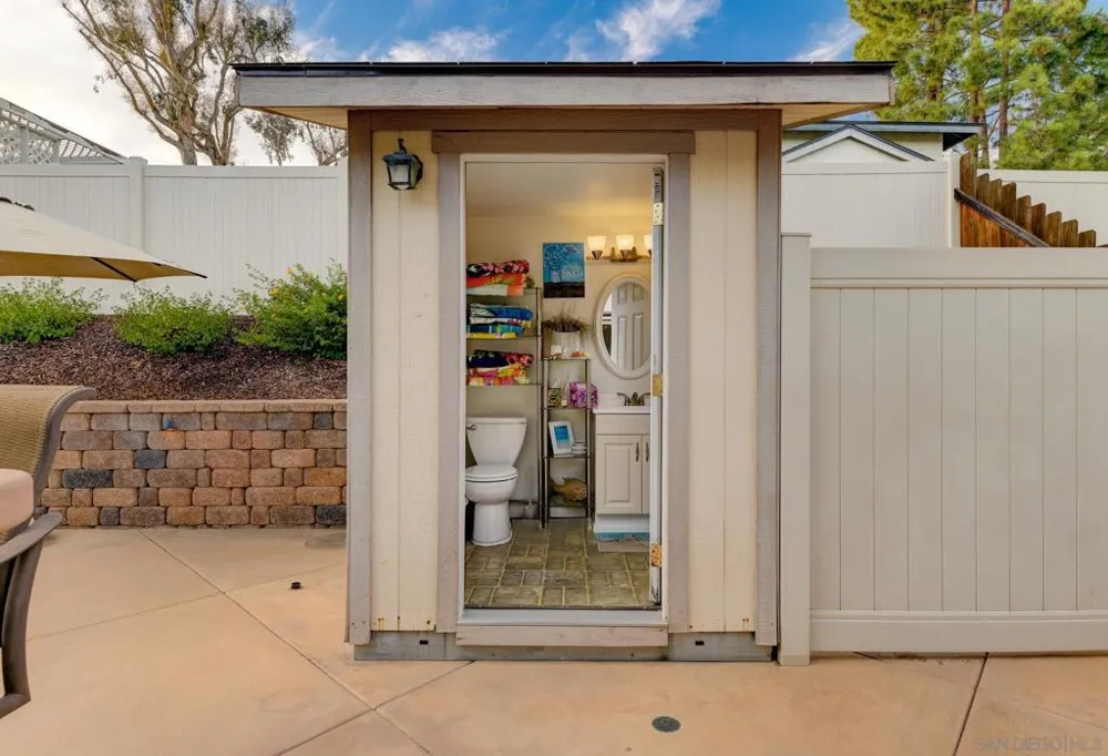 1734 Treseder Cir El Cajon, CA 92019