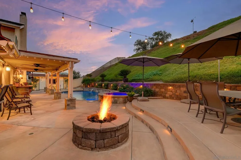 1734 Treseder Cir El Cajon, CA 92019