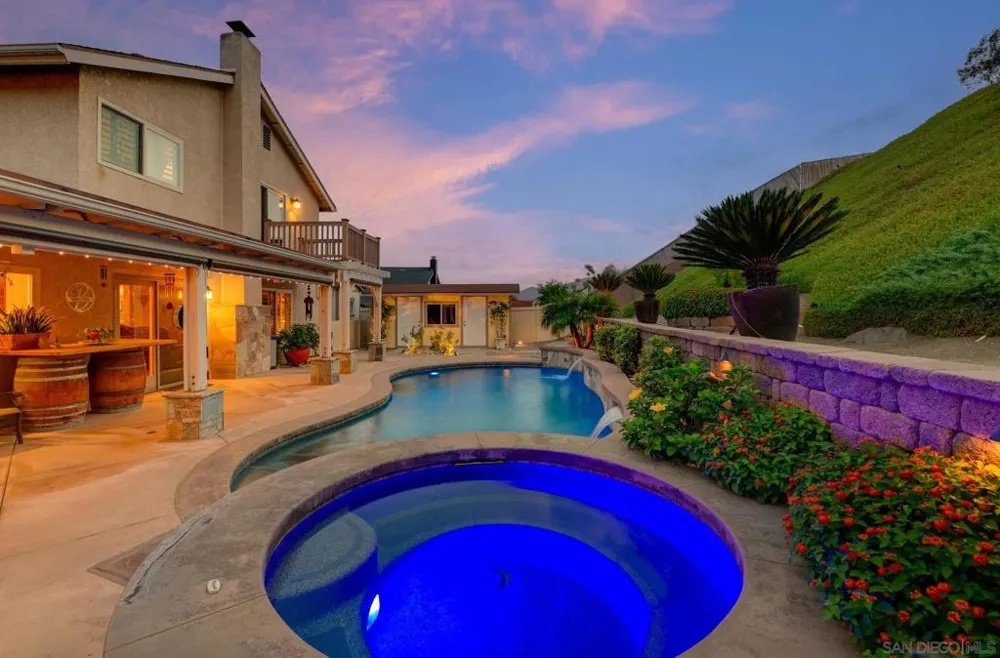 1734 Treseder Cir El Cajon, CA 92019