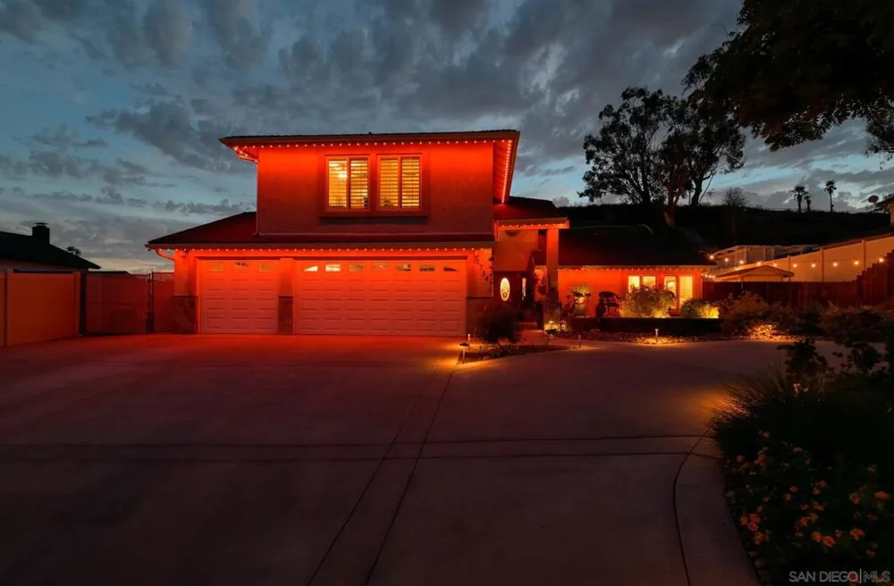 1734 Treseder Cir El Cajon, CA 92019