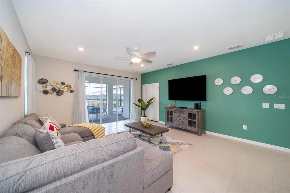 1230 ALOHA BOULEVARD Davenport, FL 33897