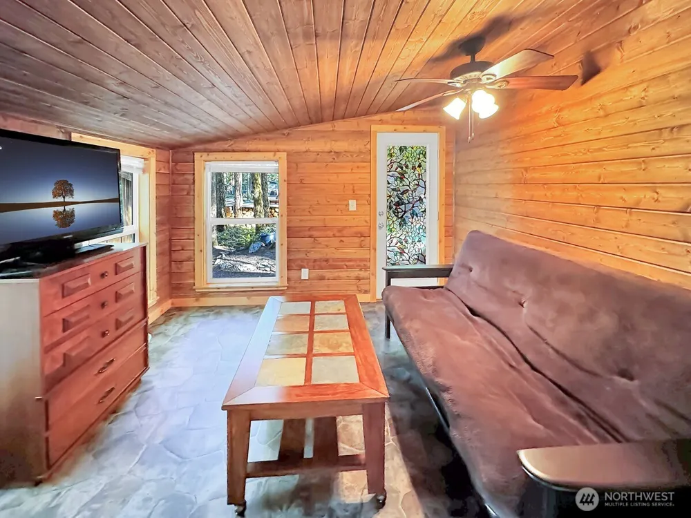 203 1 Fireside Lodge Circle Deming, WA 98244