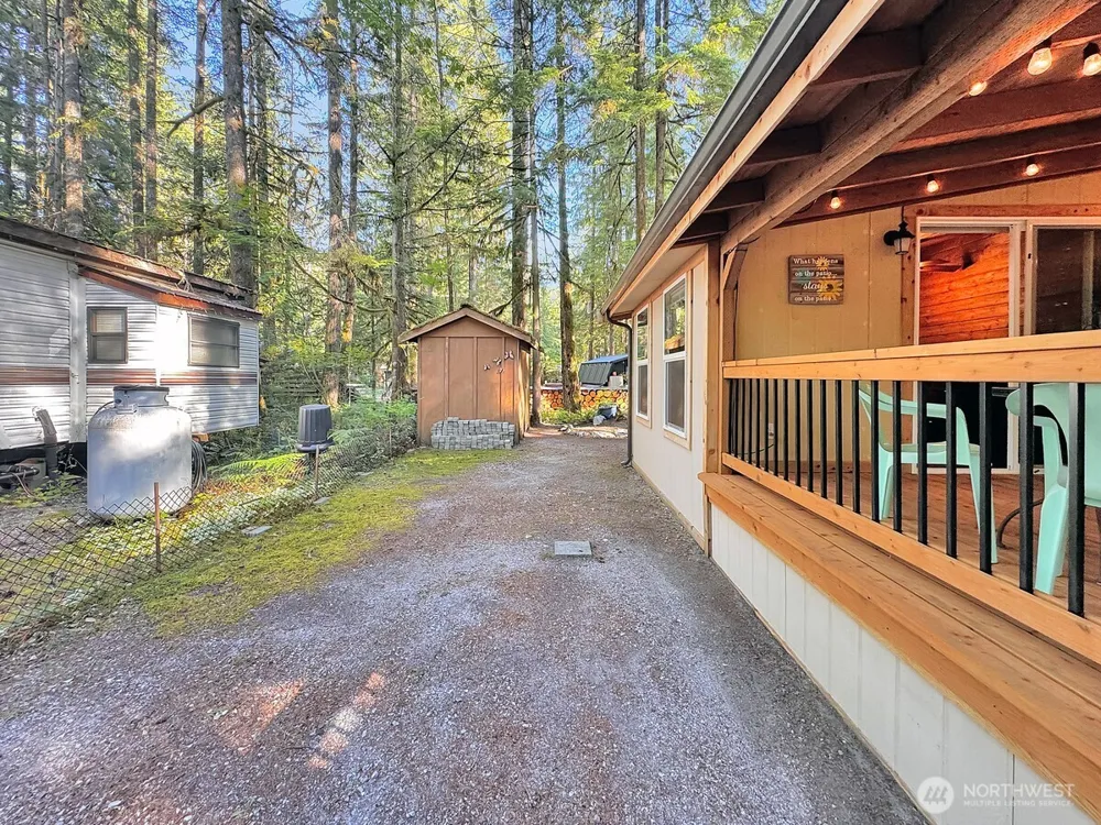 203 1 Fireside Lodge Circle Deming, WA 98244