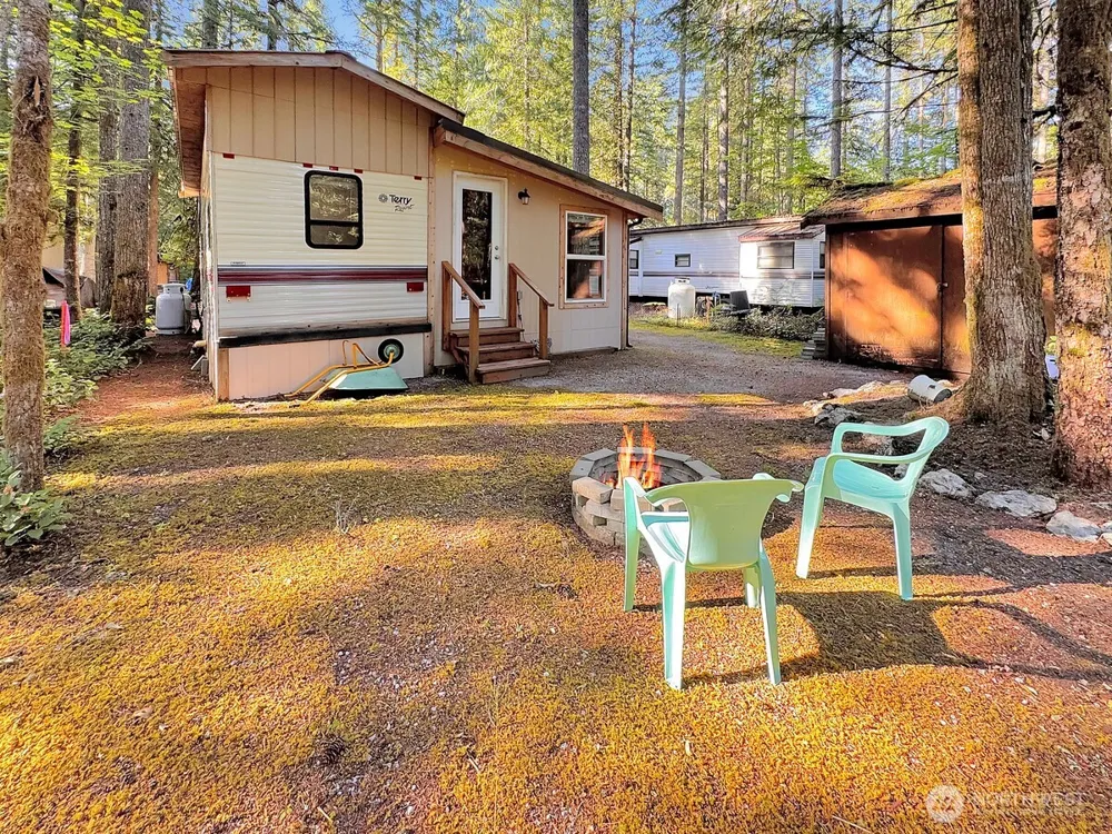 203 1 Fireside Lodge Circle Deming, WA 98244