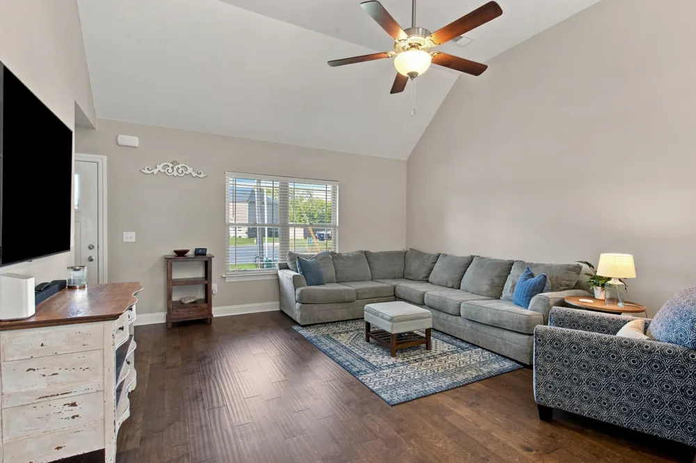 5443 Marisack Ct Christiana, TN 37037
