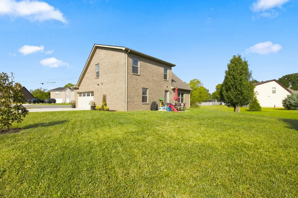 5443 Marisack Ct Christiana, TN 37037