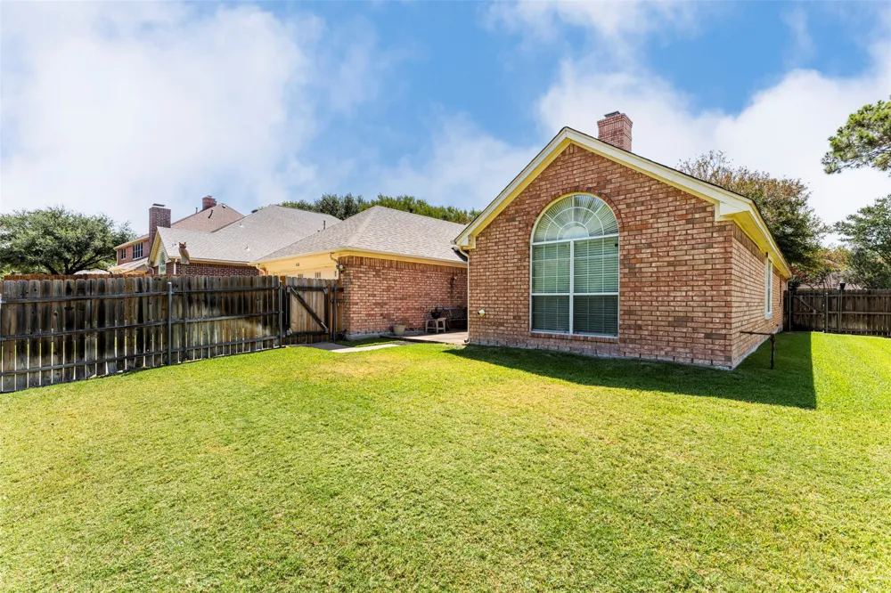 5116 Dewdrop Lane Fort Worth, TX 76123