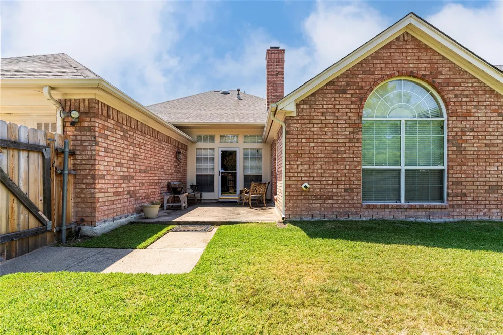 5116 Dewdrop Lane Fort Worth, TX 76123