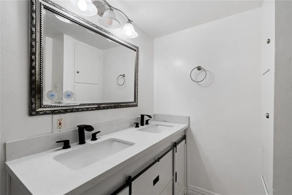 6303 Crab Orchard Road #3 Houston, TX 77057