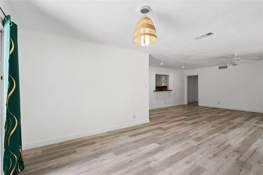 6303 Crab Orchard Road #3 Houston, TX 77057