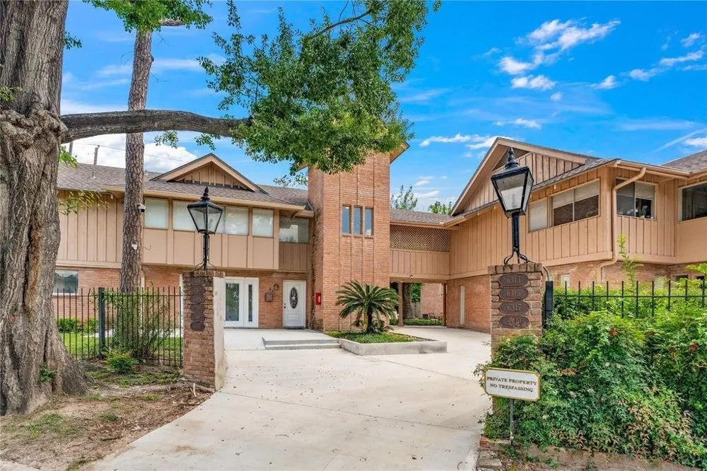 6303 Crab Orchard Road #3 Houston, TX 77057