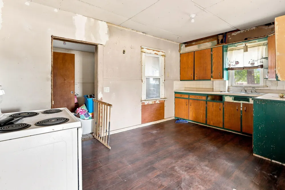 207 Erie Street Three Rivers, MI 49093