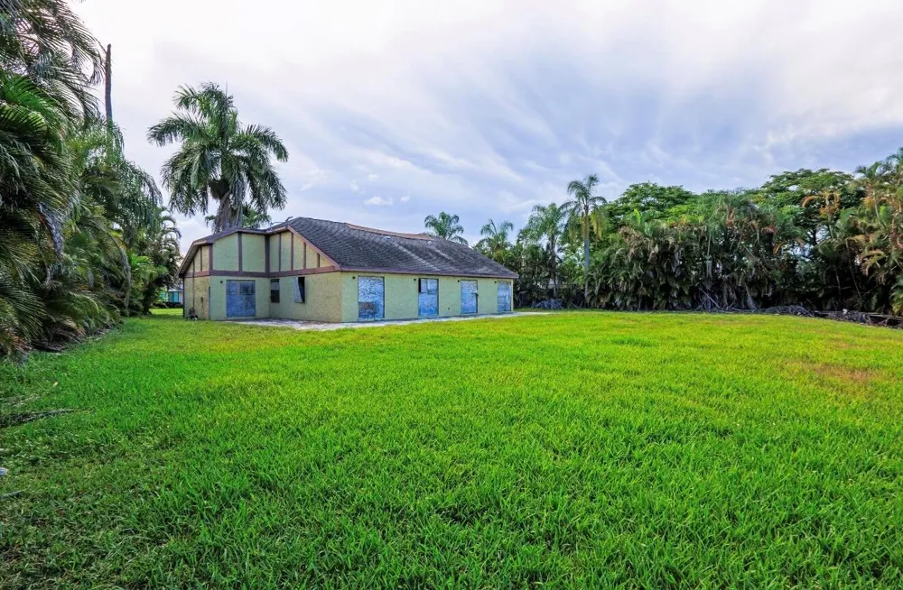 15801 W WIND CIRCLE Sunrise, FL 33326