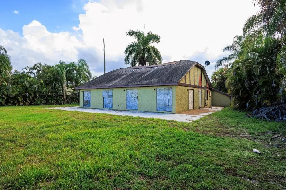 15801 W WIND CIRCLE Sunrise, FL 33326