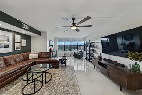 2768 Carambola Circle S #506