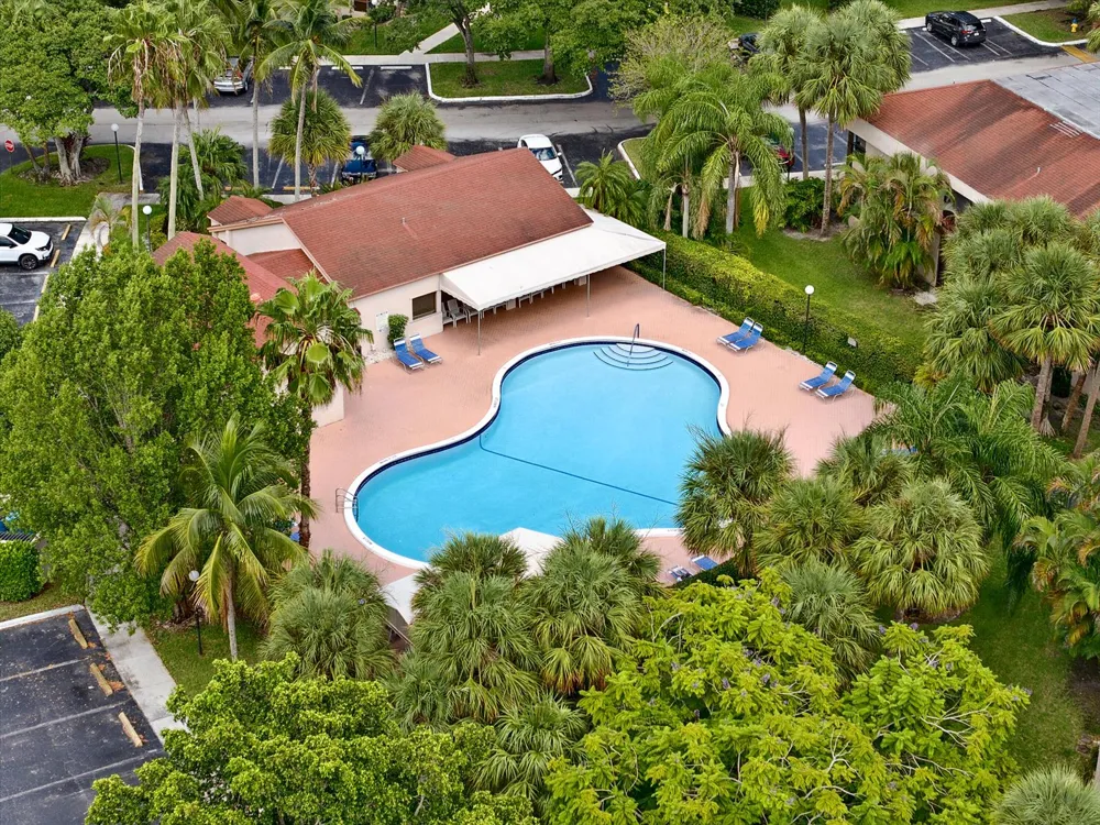 2768 Carambola Circle S #506 Coconut Creek, FL 33066