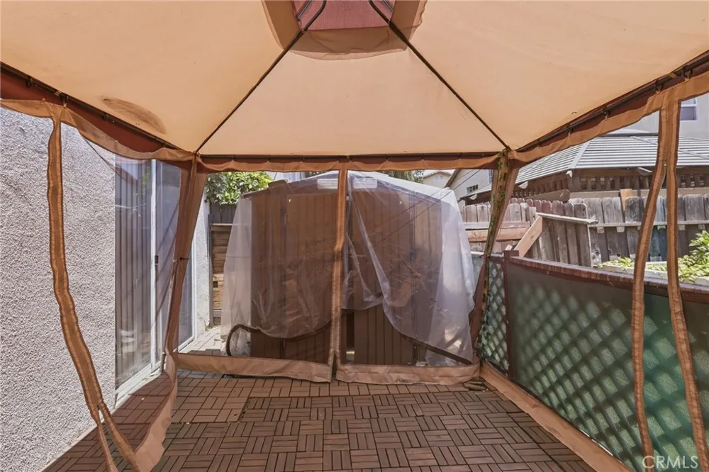 9300 Burnet Avenue #122 North Hills, CA 91343