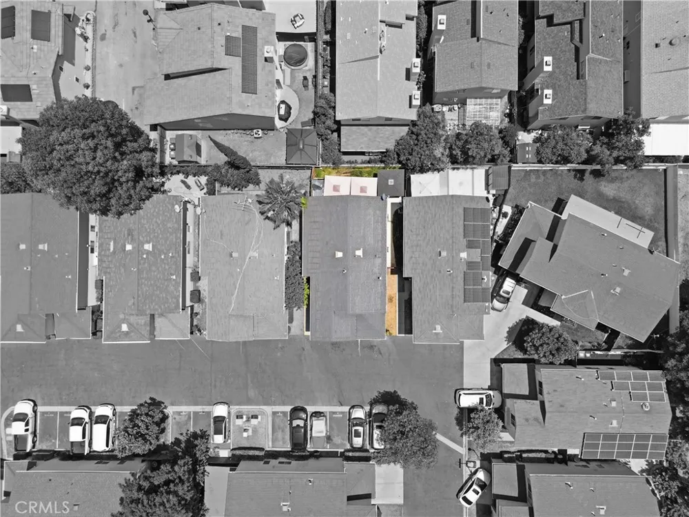 9300 Burnet Avenue #122 North Hills, CA 91343