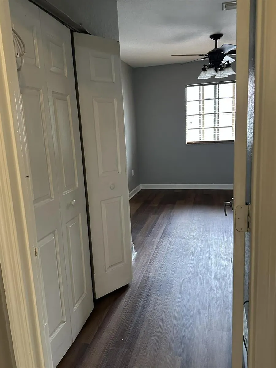4111 Napoli Lake Drive West Palm Beach, FL 33410