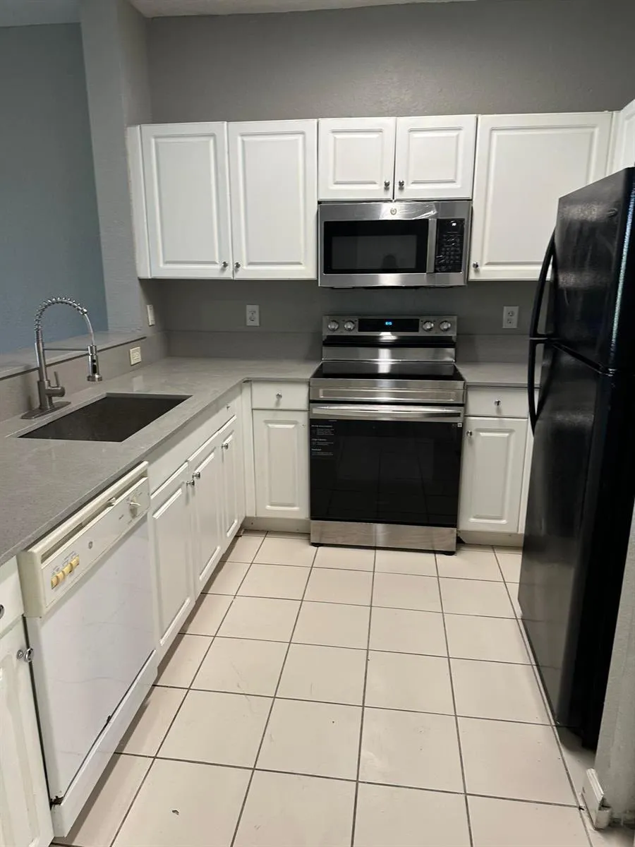 4111 Napoli Lake Drive West Palm Beach, FL 33410