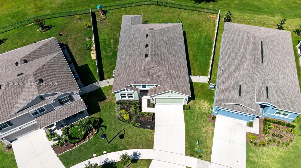 1924 TURTLE DOVE LN Kissimmee, FL 34746