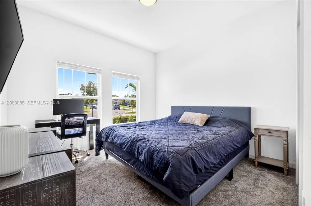 1924 TURTLE DOVE LN Kissimmee, FL 34746