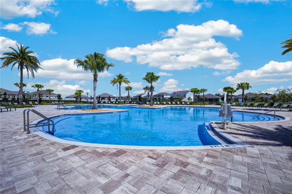 1924 TURTLE DOVE LN Kissimmee, FL 34746