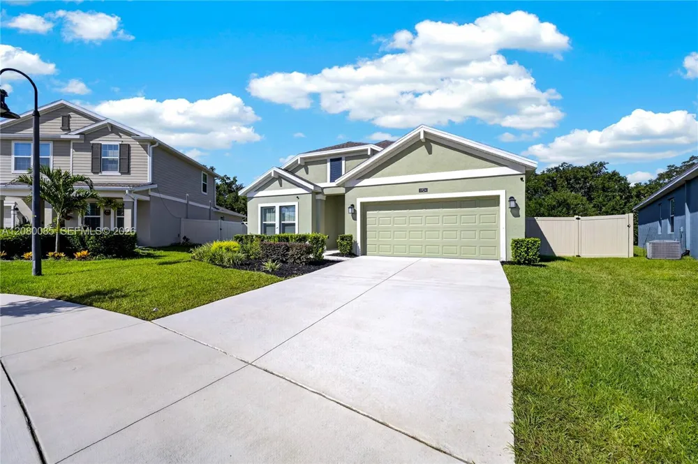 1924 TURTLE DOVE LN Kissimmee, FL 34746