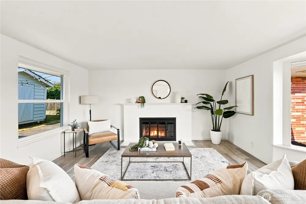 9810 Vineyard Crest Bellevue, WA 98004