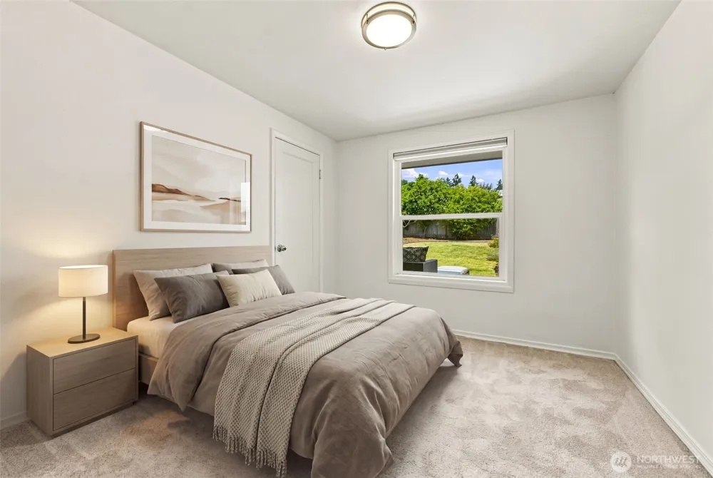 9810 Vineyard Crest Bellevue, WA 98004