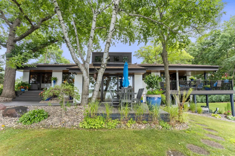 5605 Evergreen Lane Plymouth, MN 55442